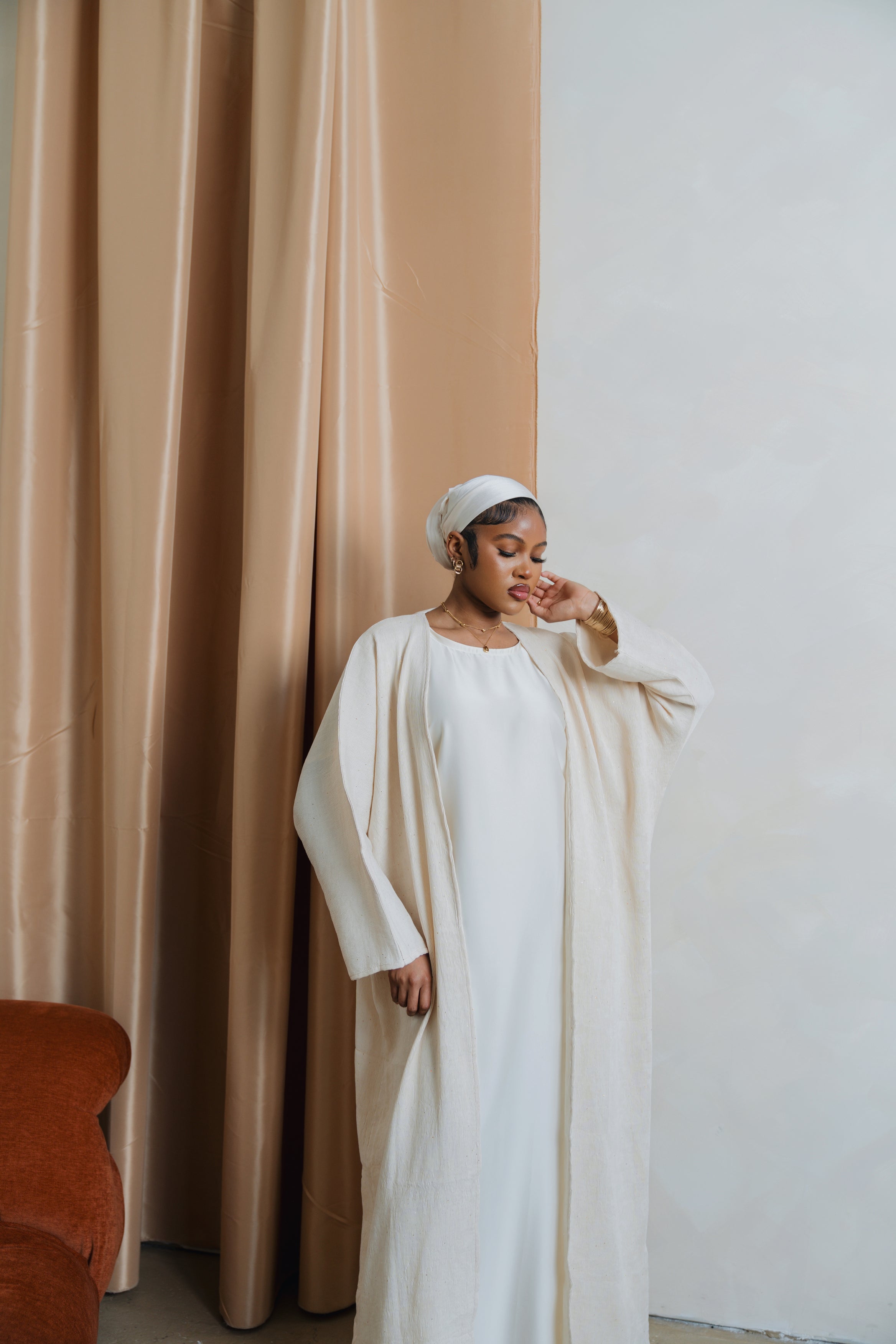 Shimmer Crinkle Open Abaya Set- Cream