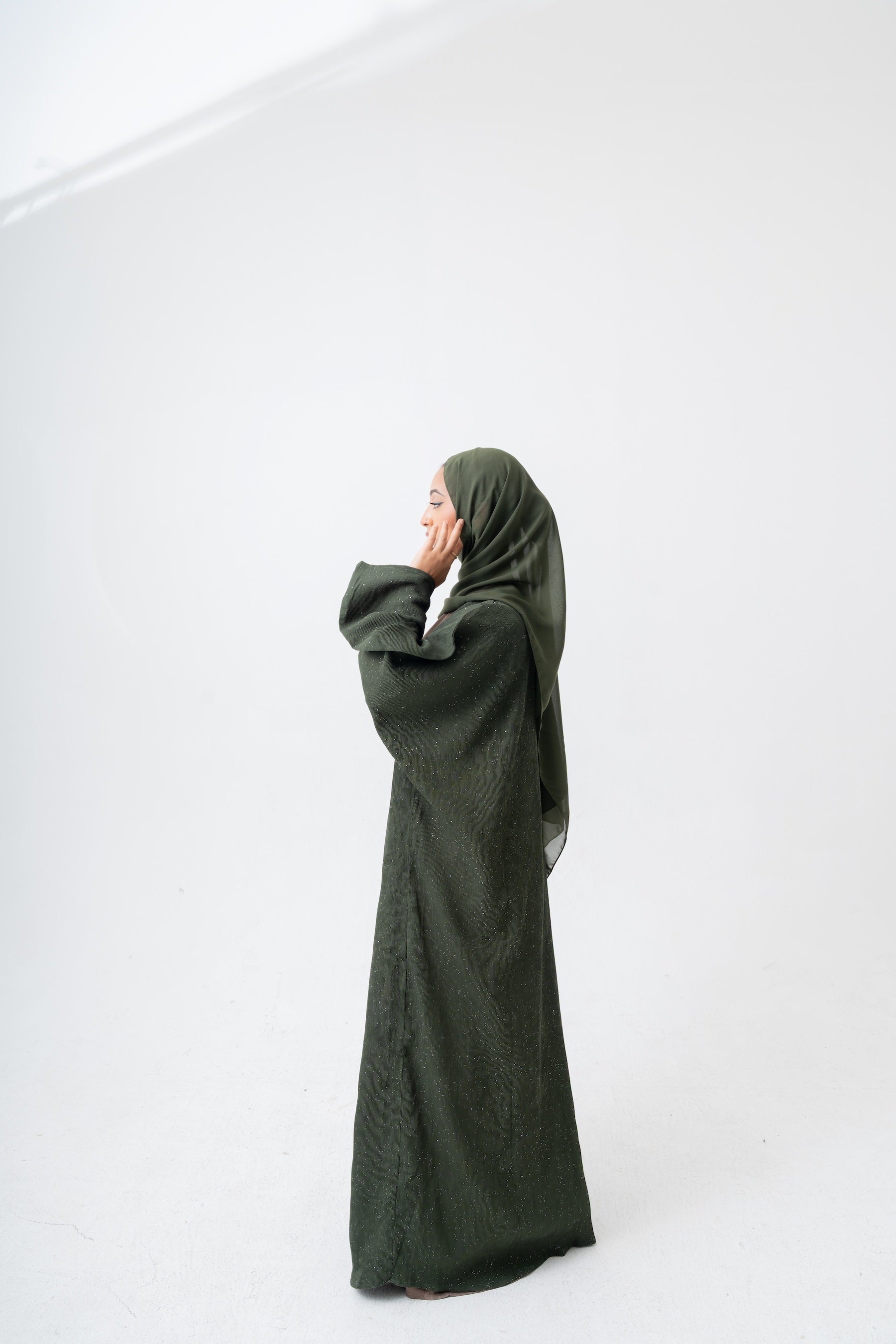 Shimmer Crinkle Open Abaya Set- Green