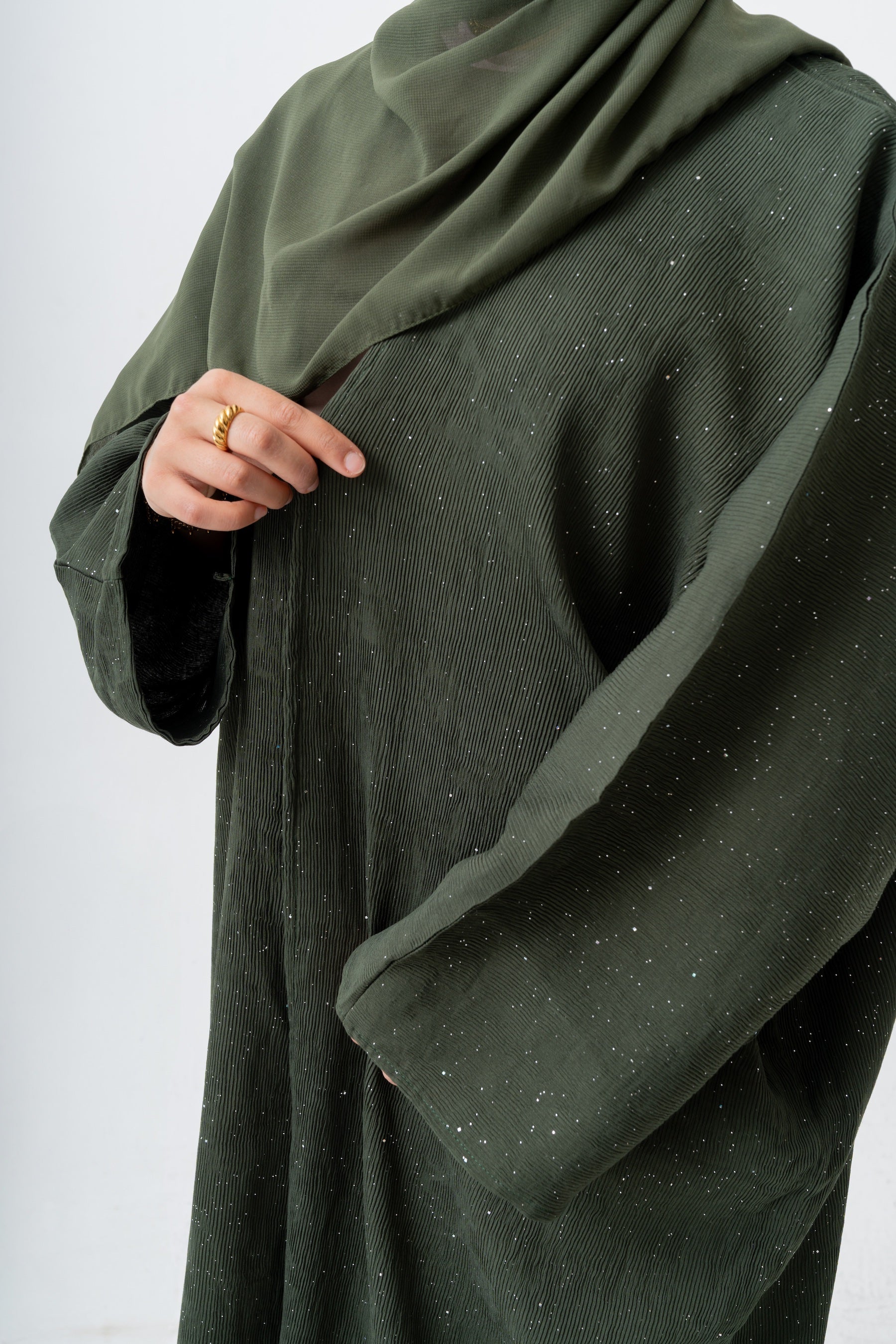 Shimmer Crinkle Open Abaya Set- Green
