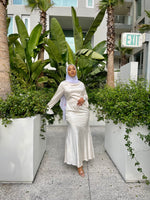 Load image into Gallery viewer, Ivory Satin Flare Sleeve Dress
