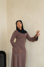 Load image into Gallery viewer, Wide Sleeve Maxi Knit Dress - Brown

